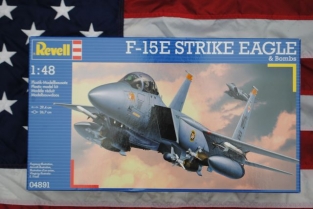 REV04891 F-15E STRIKE EAGLE & Bombs